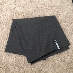 lululemon wrap scarf